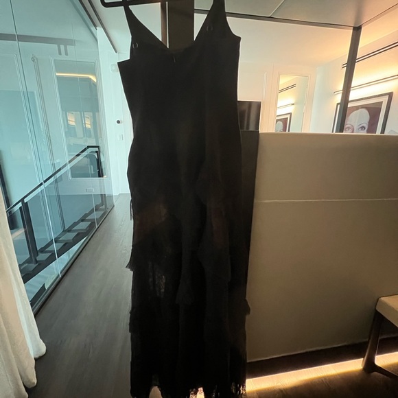 BCBG RUFFLE & LACE SKIRT EVENING GOWN, SIZE 8 - Picture 7 of 7